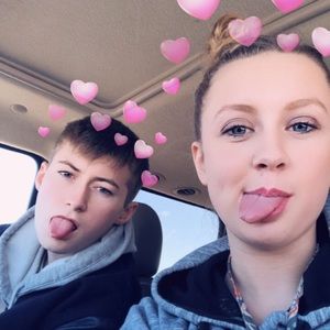 Meet your Posher, Alli